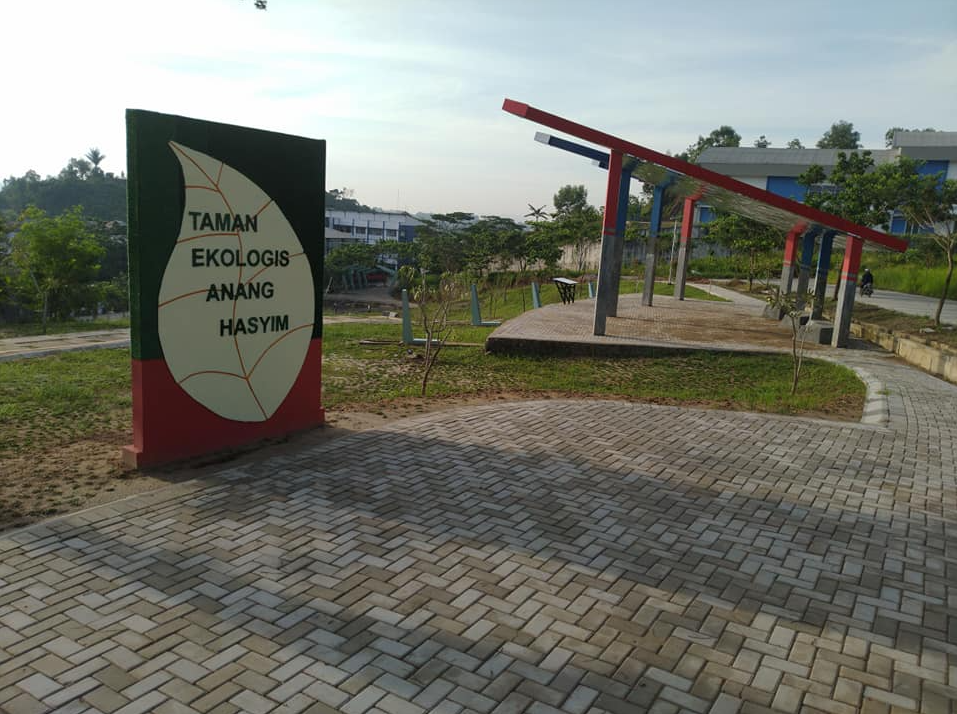 Taman Ekologis Anang Hasyim